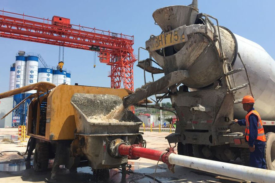 Concrete pump work site, concrete pumps of different capacities for sale - Henan Hengyuan