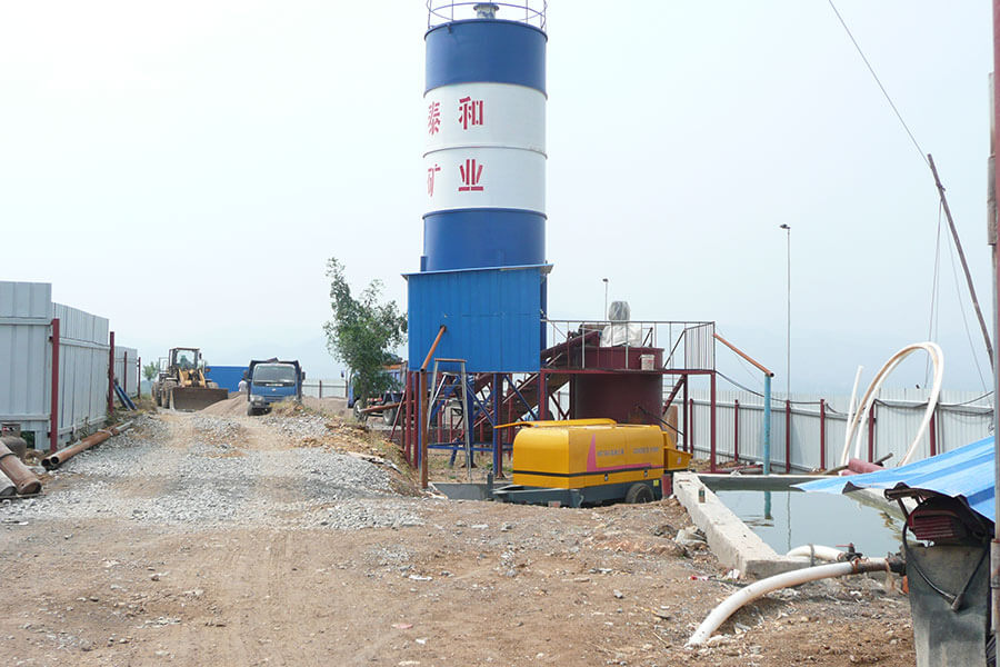 Concrete pump work site, concrete pumps of different capacities for sale - Henan Hengyuan