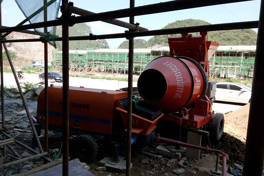 Concrete pump work site, concrete pumps of different capacities for sale - Henan Hengyuan