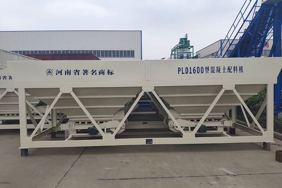 Twin-chamber concrete aggregate batching machine finished product display - Henan Hengyuan