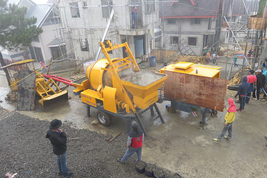 Concrete mixer pump working site, concrete mixer pump case-Henan Hengyuan