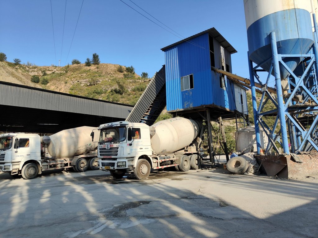 Service Access and Cleaning Planning Become Bigger Factors in Concrete Batching Plant Selection